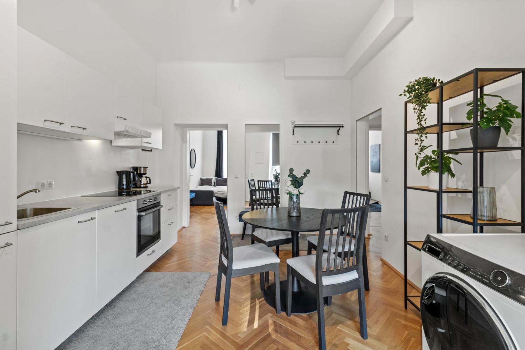 Balcony Apartment, 4 Min To U3 Zipperer Strasse Viena Exterior foto